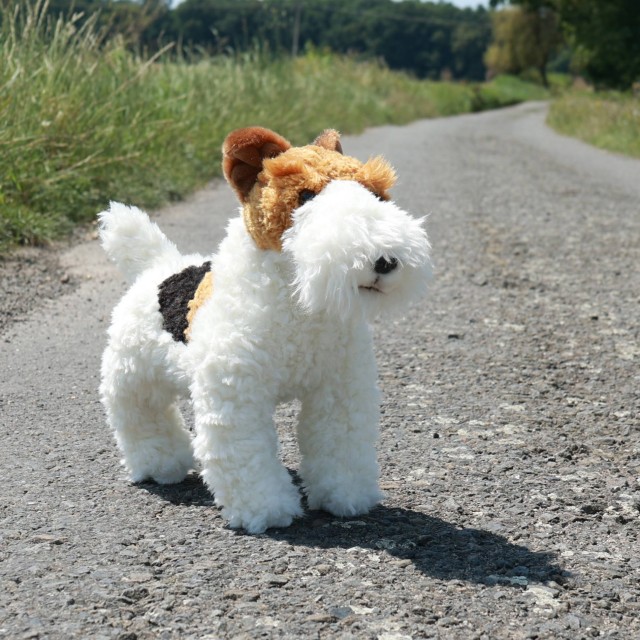 Λούτρινο σκυλί Fox Terrier 30 εκ. σε όρθια θέση