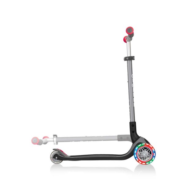Scooter Globber Master Lights 3 τροχών, μαύρο και κόκκινο