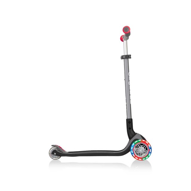 Scooter Globber Master Lights 3 τροχών, μαύρο και κόκκινο