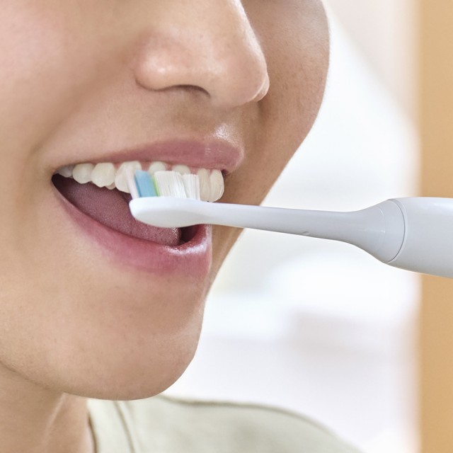 Σετ 2 κεφαλών οδοντόβουρτσας W2 Optimal White HX6062/87 για ηλεκτρικές οδοντόβουρτσες Philips Sonicare, σκληρότητα τριχών: Μέτρια μαλακή