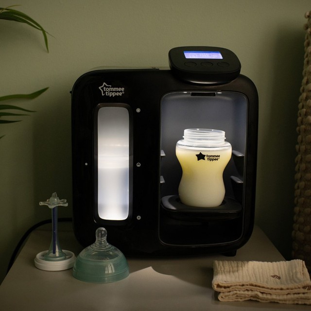 Παρασκευαστής φόρμουλας Tommee Tippee Perfect Prep Day & Night με ψηφιακή οθόνη και απαλό νυχτερινό φως, περιλαμβάνεται φίλτρο νερού και μπουκάλι 125 ml 0m+