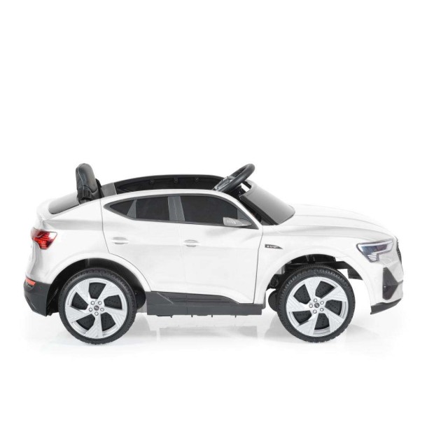 Μπαταρία τζιπ Audi Sportback λευκό
