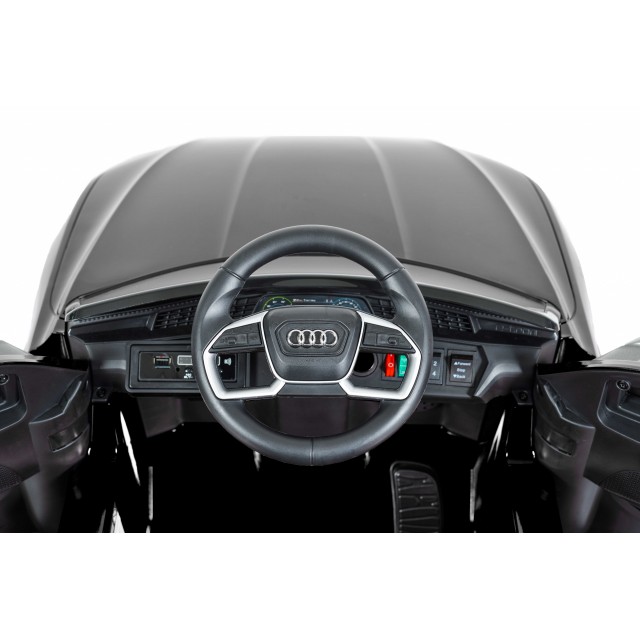 Μπαταρία τζιπ Audi Sportback μαύρο μεταλλικό