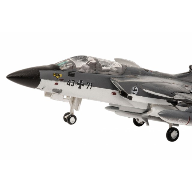 Μοντέλο συναρμολόγησης, Revell, μαχητικό Panavia Tornado IDS/GR.1, 86 ανταλλακτικά