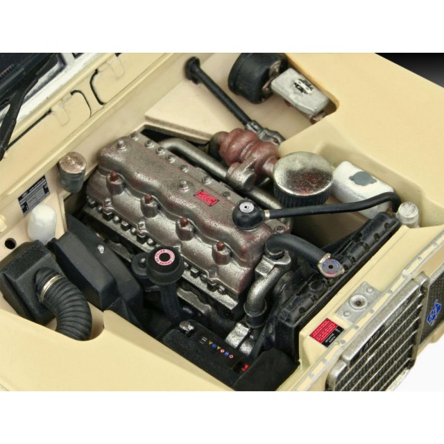Сглобяем модел Land Rover серия III LWB 109, 174 части