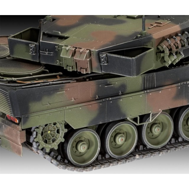 Сглобяем модел Танк Леопард 2A6/A6NL, 222 части