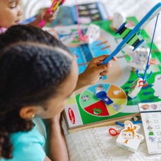 Melissa & Doug - Αναδιπλούμενη επιφάνεια παιχνιδιού - Κατάσκοποι