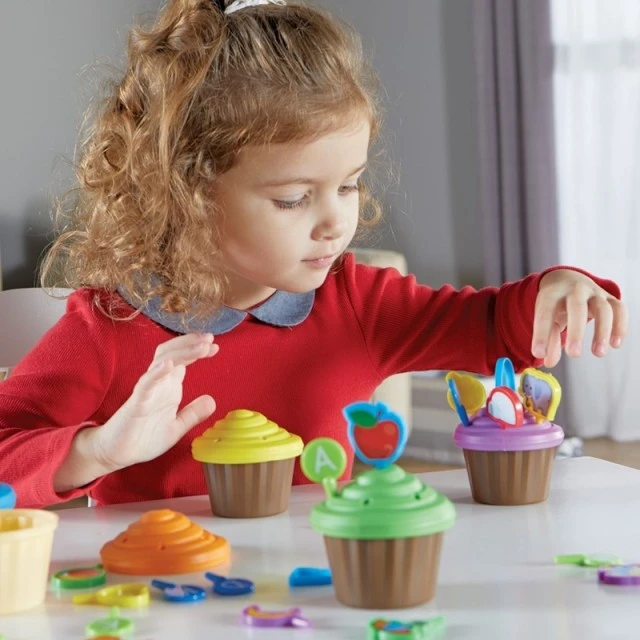 Learning Resources παιχνίδι με γράμματα σε μορφή κεκάκια, 64 κομμάτια
