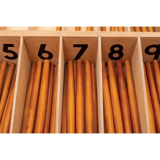 Άτρακτοι Nowa Szkola Montessori, σε κουτί