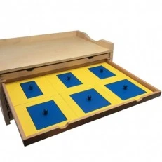 Ντουλάπι με γεωμετρικές φιγούρες Montessori, ξύλινο