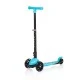 Robi son scooter