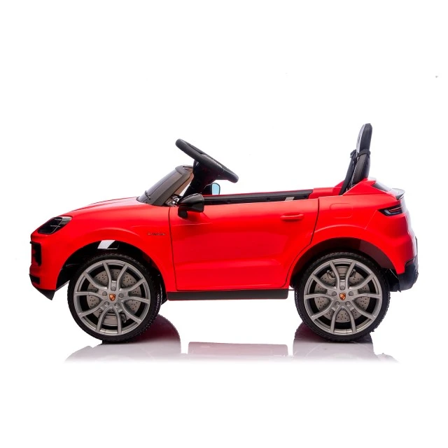 Ηλεκτρικό SUV Porsche Kayenne κόκκινο