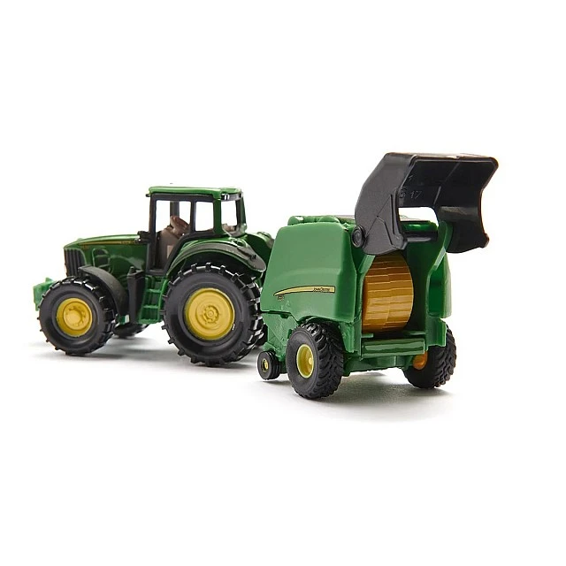 τρέιλερ John Deere και τρακτέρ δέματος
