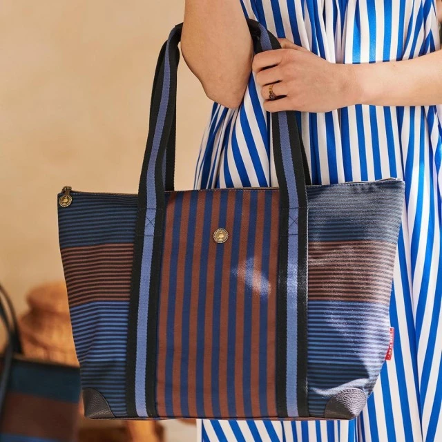 Τσάντα Tilda Tote 47cm 37cm Χρώμα μπλε