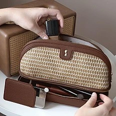 Τσάντα καλλυντικών Raffia Χρώμα καφέ