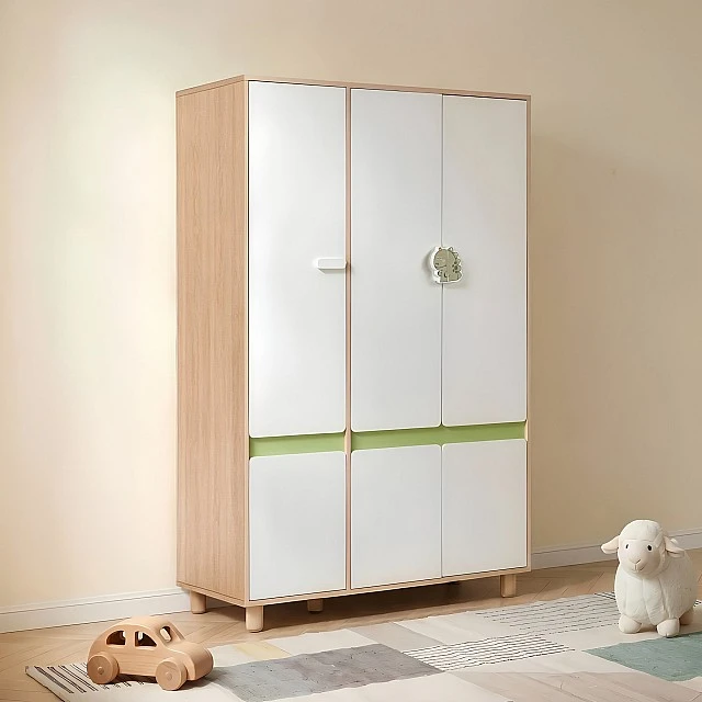 Παιδική Τρίφυλλη Ντουλάπα GINGER HOME DINO, με Ράφια, Μοχλό Κρεμάστρας και 6 Πόρτες, Λευκό, Πράσινο και Φυσικό Ξύλο, 120x60x180 εκ.
