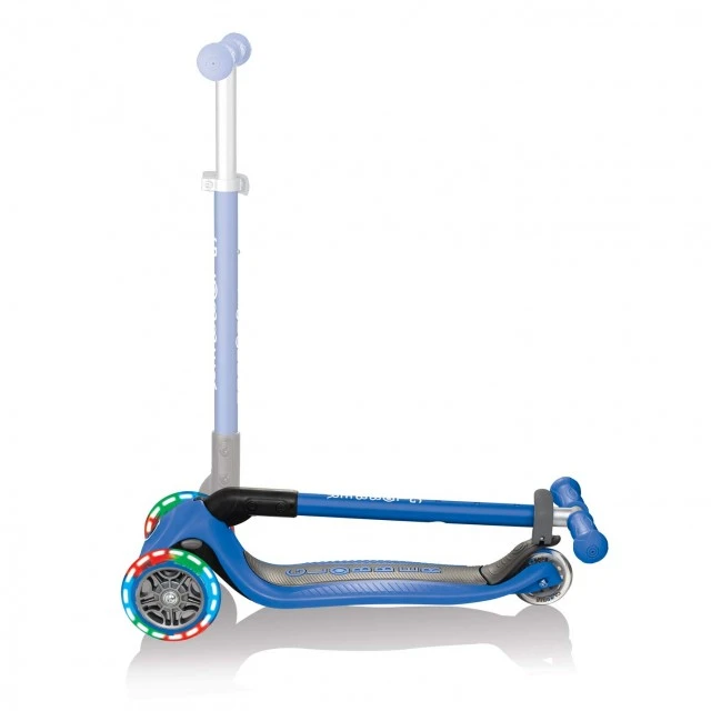 Globber Primo Foldable Lights Πτυσσόμενο σκούτερ με λαμπερά ελαστικά, σκούρο μπλε