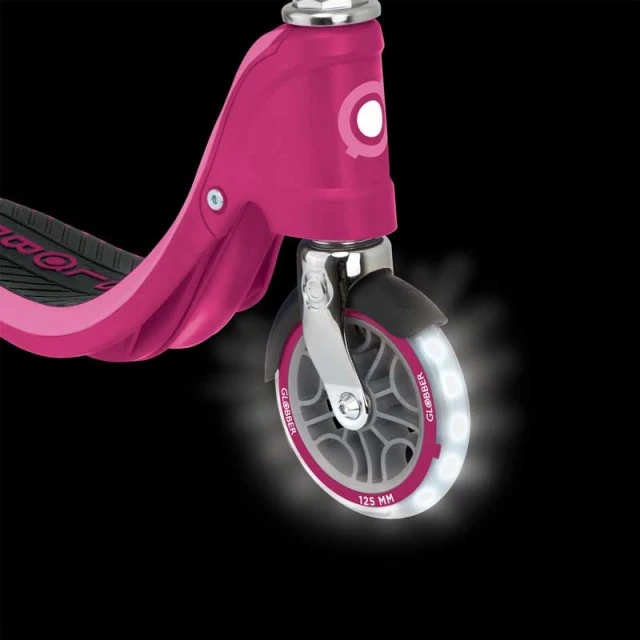 Φωτιζόμενο σκούτερ με δύο ρόδες FLOW 125 LIGHTS - ροζ