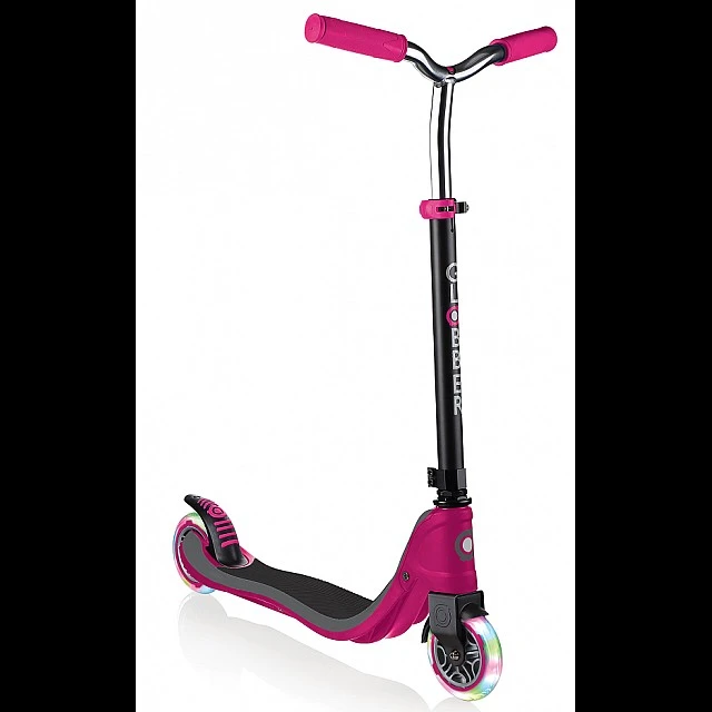 Flow 125 Light scooter με νέο πλαίσιο τιμονιού σε σχήμα Τ - Ροζ