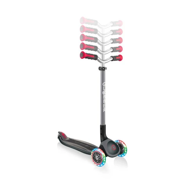 Scooter Globber Master Lights 3 τροχών, μαύρο και κόκκινο
