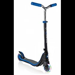 Flow 125 Light scooter με νέο πλαίσιο τιμονιού σε σχήμα Τ - Μπλε, φωτεινοί τροχοί