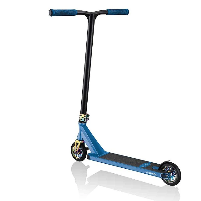 Εξαιρετικά δυνατό freestyle scooter Globber GS 900 DELUXE - μαύρο/μπλε