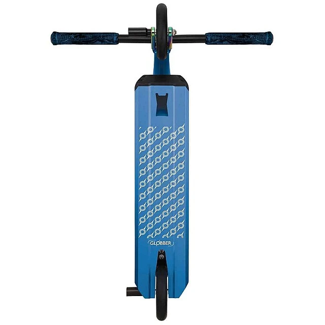 Εξαιρετικά δυνατό freestyle scooter Globber GS 900 DELUXE - μαύρο/μπλε