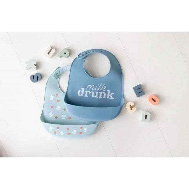Pearhead Σετ 2 σαλιάρες σιλικόνης - Milk Drunk