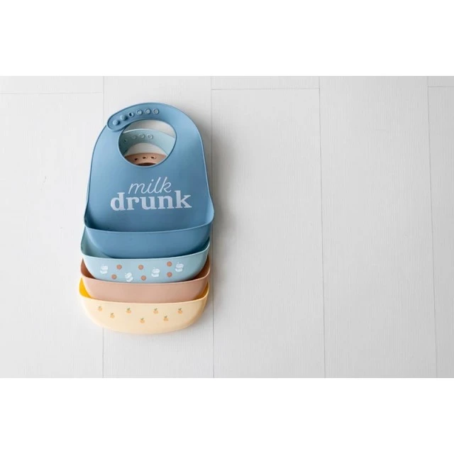 Pearhead Σετ 2 σαλιάρες σιλικόνης - Milk Drunk