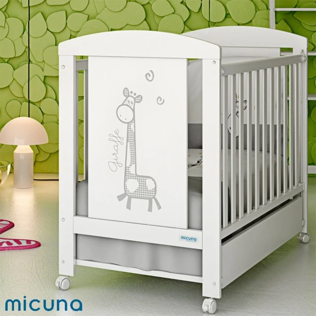 Σετ MICUNA Παιδικό κρεβάτι Sabana + Συρταριέρα με τέσσερα συρτάρια, μπάνιο και αλλαξιέρα + Συρτάρι κρεβατιού