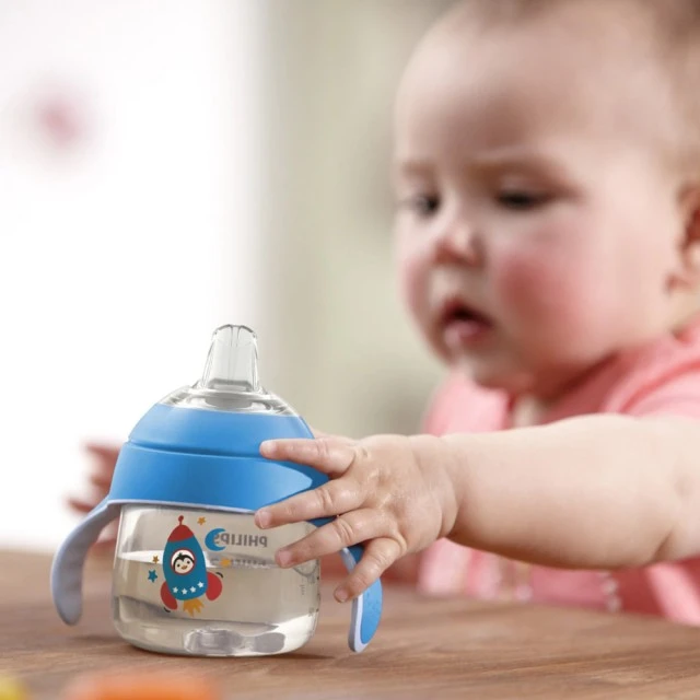 Philips AVENT Κύπελλο με μαλακή μύτη 200ml, 6m+ PENGUIN, μπλε