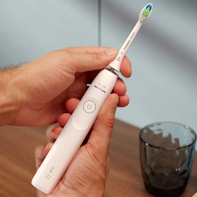 Επαναφορτιζόμενη οδοντόβουρτσα Philips Sonicare HX7108/01 σειρά 5300 με ηχητική τεχνολογία Next-Generation, 1 режим βουρτσίσματος, 2 εντάσεις, αισθητήρας πίεσης, κεφαλή W2 Optimal White