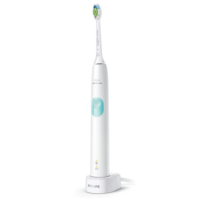 Το σετ Philips Sonicare ProtectiveClean Series 4300 HX6807/35 περιλαμβάνει 2 λευκές ηλεκτρικές οδοντόβουρτσες sonic με κομψές θήκες και 1 φορτιστή