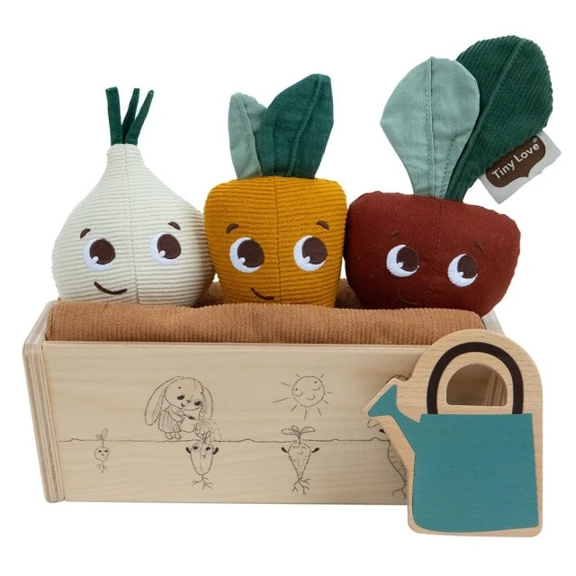 Σετ Η πρώτη μου κηπουρική Eco σειρά Garden of Adventures Tiny Love, με 3 βαμβακερά φρουτάκια-παιχνίδια και ξύλινο κασόνι, 18μ+