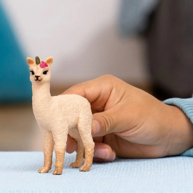 Φιγούρα Λάμα-Μονόκερος Λαμακόρν, Schleich Ηλικία: 3+ Μέγεθος: 6x8.3x2.3 εκ.