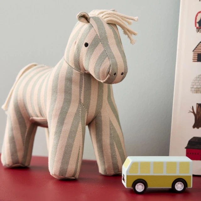 Λούτρινο παιχνίδι Sam the Horse Σουηδικού Σχεδιασμού Ηλικία: 0+
