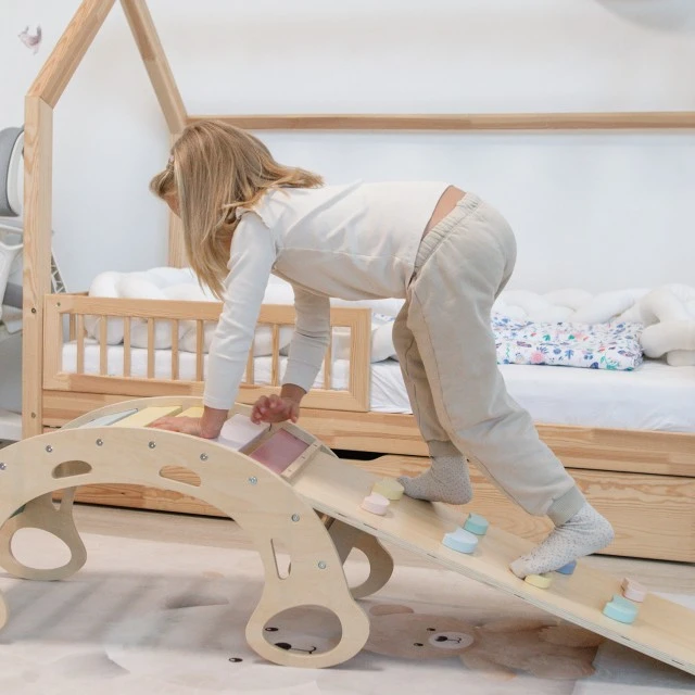 Ξύλινη κούνια Montessori 5 σε 1 με σανίδα 2 σε 1 Ηλικία: 1+