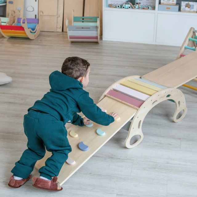 Ξύλινη κούνια Montessori 5 σε 1 με σανίδα 2 σε 1 Ηλικία: 1+