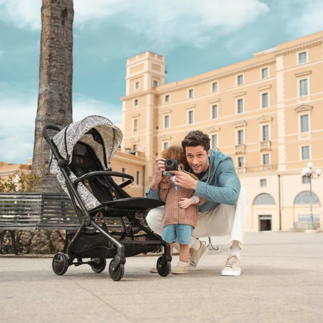 Παιδικό καρότσι Kinderkraft PILOT 2 BIZUU Lunar Μαύρο
