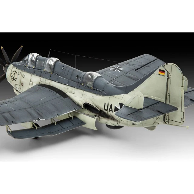 Μοντέλο συναρμολόγησης, Revell, βρετανικό μαχητικό Fairey Gannet AS.1/AS.4, 120 ανταλλακτικά