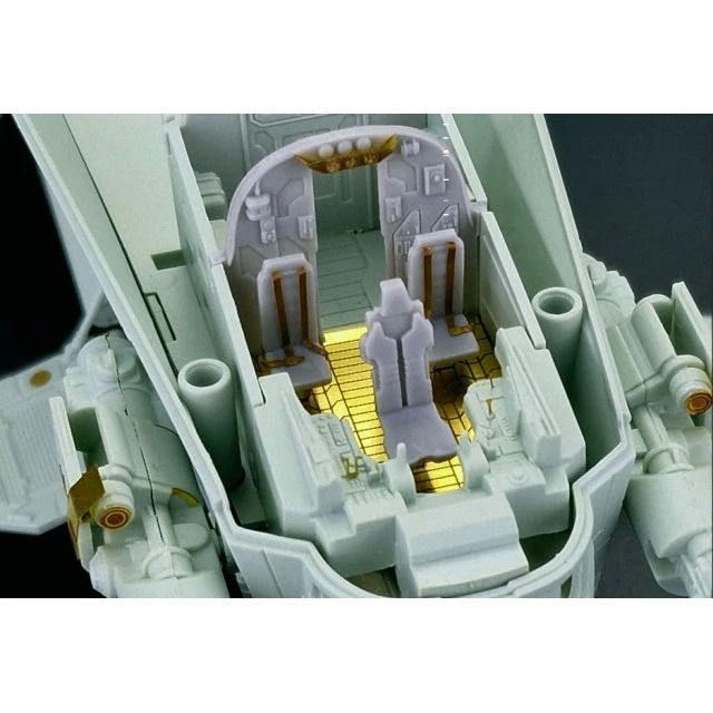 Star Wars The Mandalorian Razor Crest Platinum Edition Buildable Model, 143 Pieces
