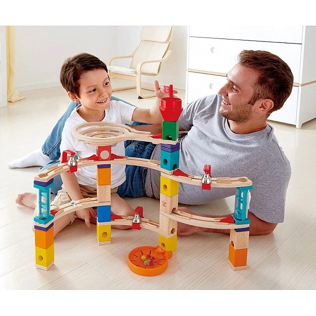 Ξύλινο σετ πίστας, Hape Quadrilla, Escape from the castle, 52 τεμάχια
