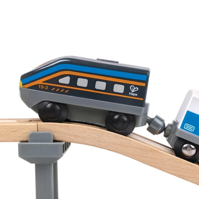 Υπεραστική ατμομηχανή με μπαταρία, Hape, 12 x 4 x 5 cm, Μαύρο