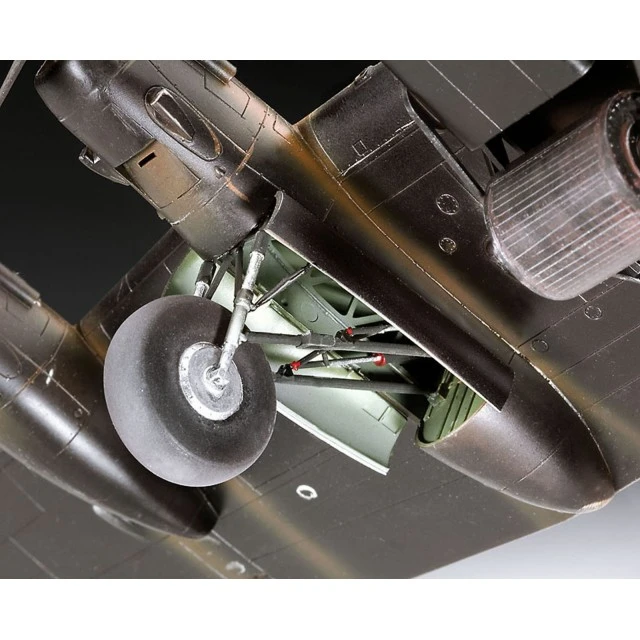 Μοντέλο συναρμολόγησης, Revell, αεροσκάφος Lancaster B.III DAMBUSTERS, 224 ανταλλακτικά