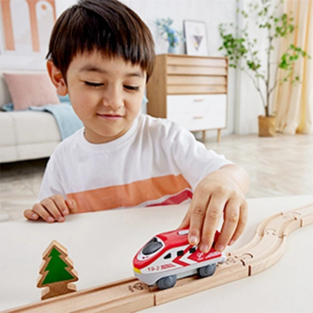 Υπεραστική ατμομηχανή με μπαταρία, Hape, 12 x 4 x 5 cm, Κόκκινο