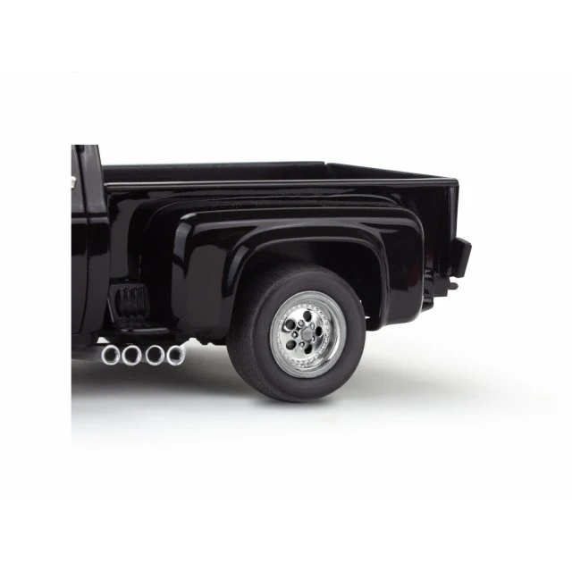 ′77 Chevy Pickup - Buildable Model, 102 Parts
