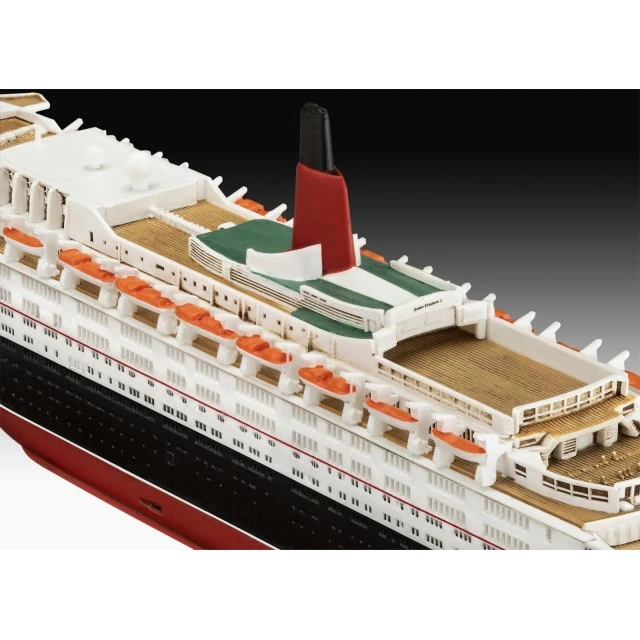 Μοντέλο συναρμολόγησης, Revell, Κρουαζιερόπλοιο Queen Elizabeth II, 36 μέρη