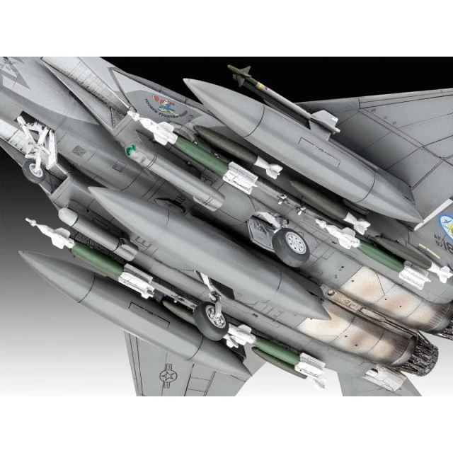 Συναρμολογημένο μοντέλο αεροσκάφους McDonnell-Douglas F-15E Strike Eagle