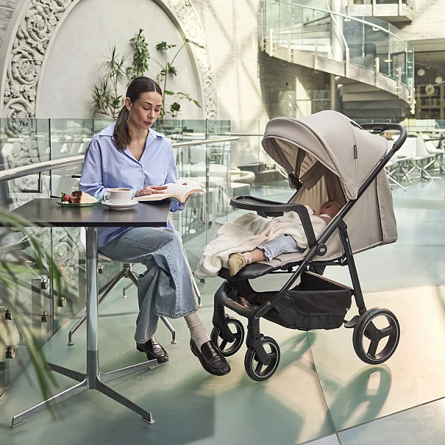 Παιδικό καρότσι Kinderkraft TRIG 3 με δίσκο Γρανίτης Γκρι