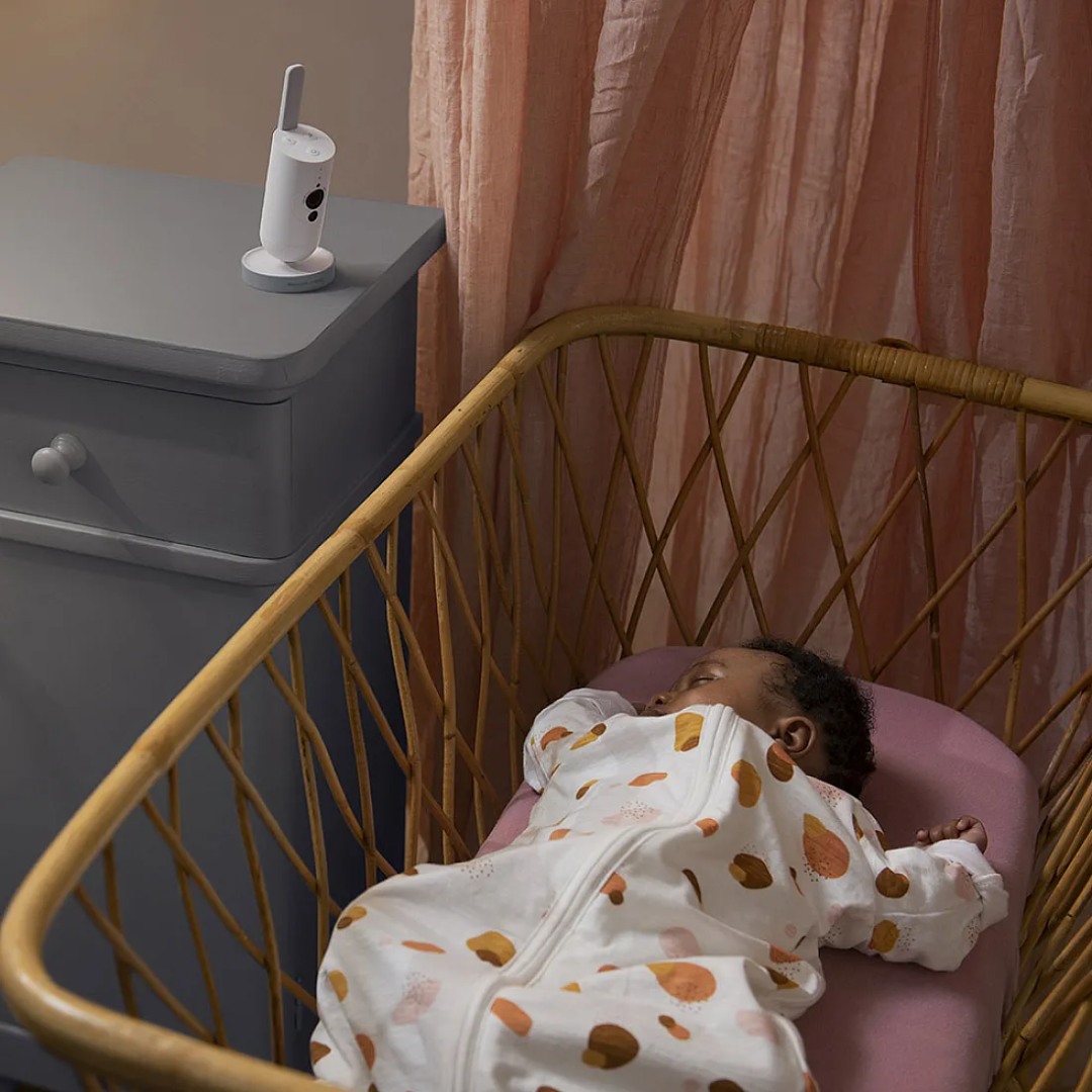 Ψηφιακή οθόνη βίντεο Philips Avent SCD953/26 με κάμερα Full HD με νυχτερινή όραση, ευρυγώνιο φακό 120°, έγχρωμη οθόνη LCD 4,3 ιντσών, σύνδεση με εφαρμογή για κινητά